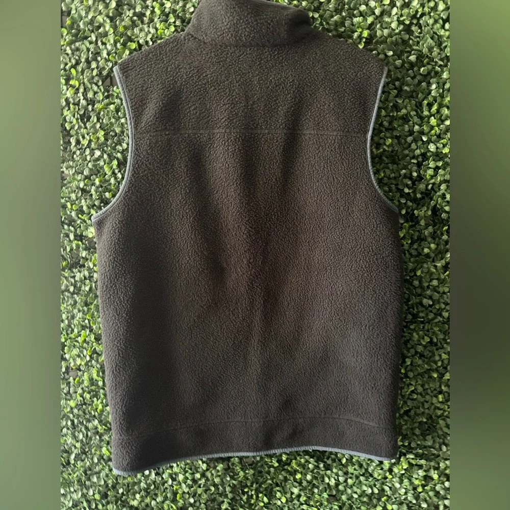 EDDIE BAUER MEN'S FULL ZIP RELAXED FIT FLEECE SLEEVELESS VEST - Picture 3 of 9